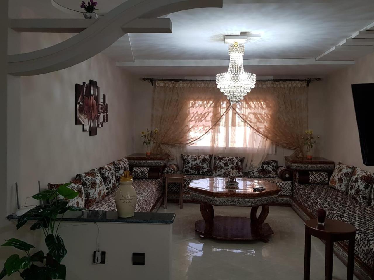 Appart-Ines L'Oasis Du Confort Et Luxe Ucda Dış mekan fotoğraf