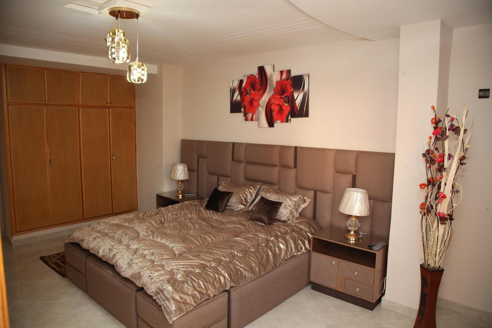 Appart-Ines L'Oasis Du Confort Et Luxe Ucda Dış mekan fotoğraf